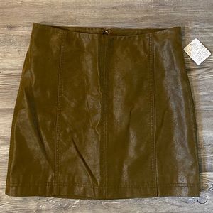 Free People • NWT Mini Skirt